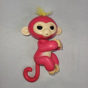 Fingerlings Baby Monkey Bella Interactive Electronic WowWee Toys